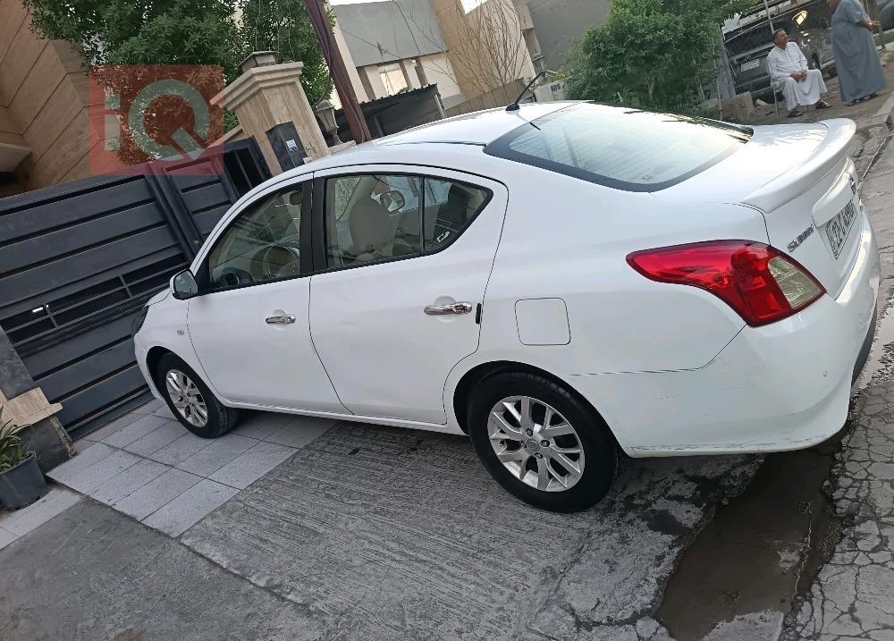 Nissan Sunny